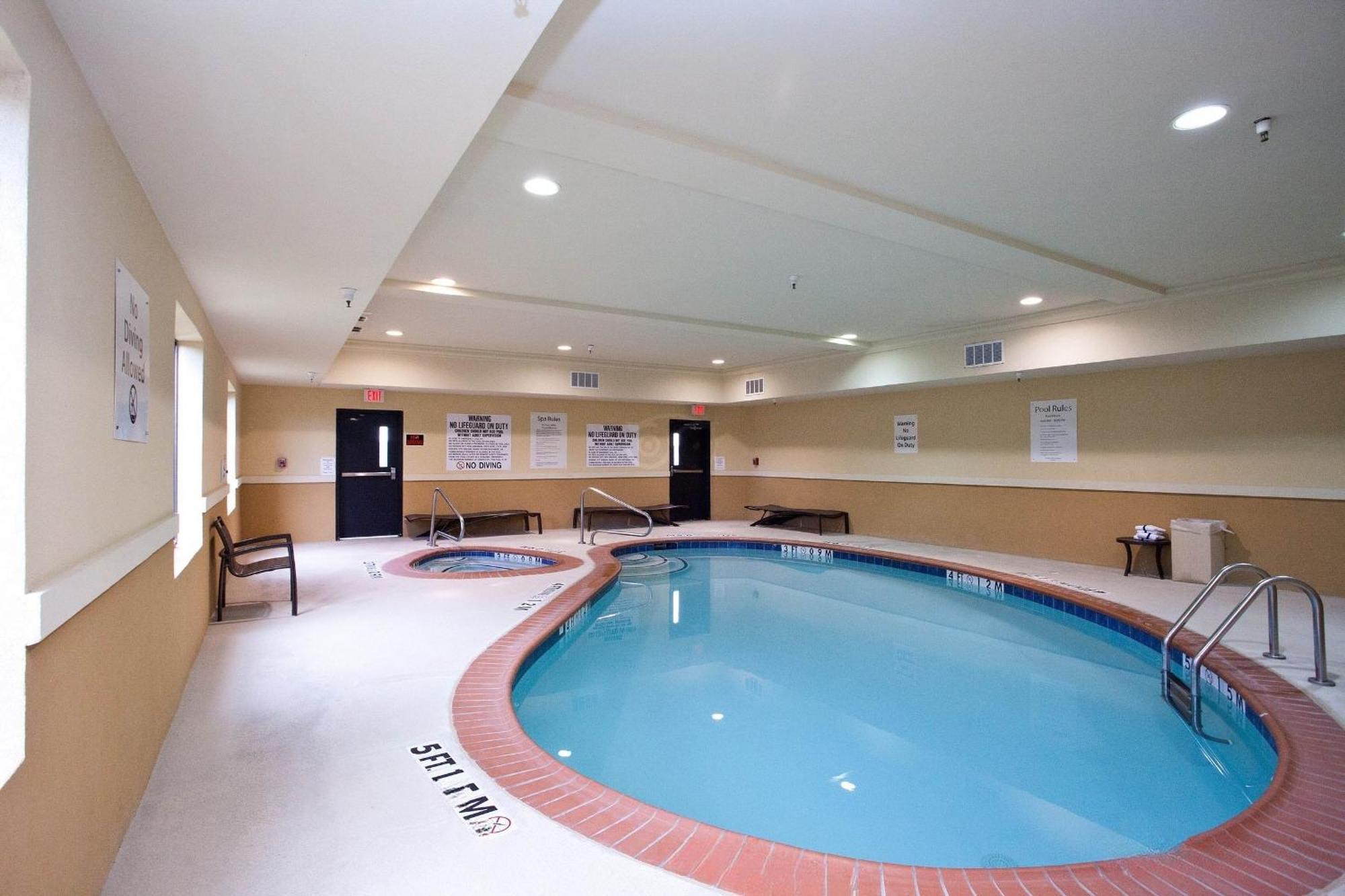 Comfort Inn & Suites Dallas Medical-Market Center Eksteriør bilde