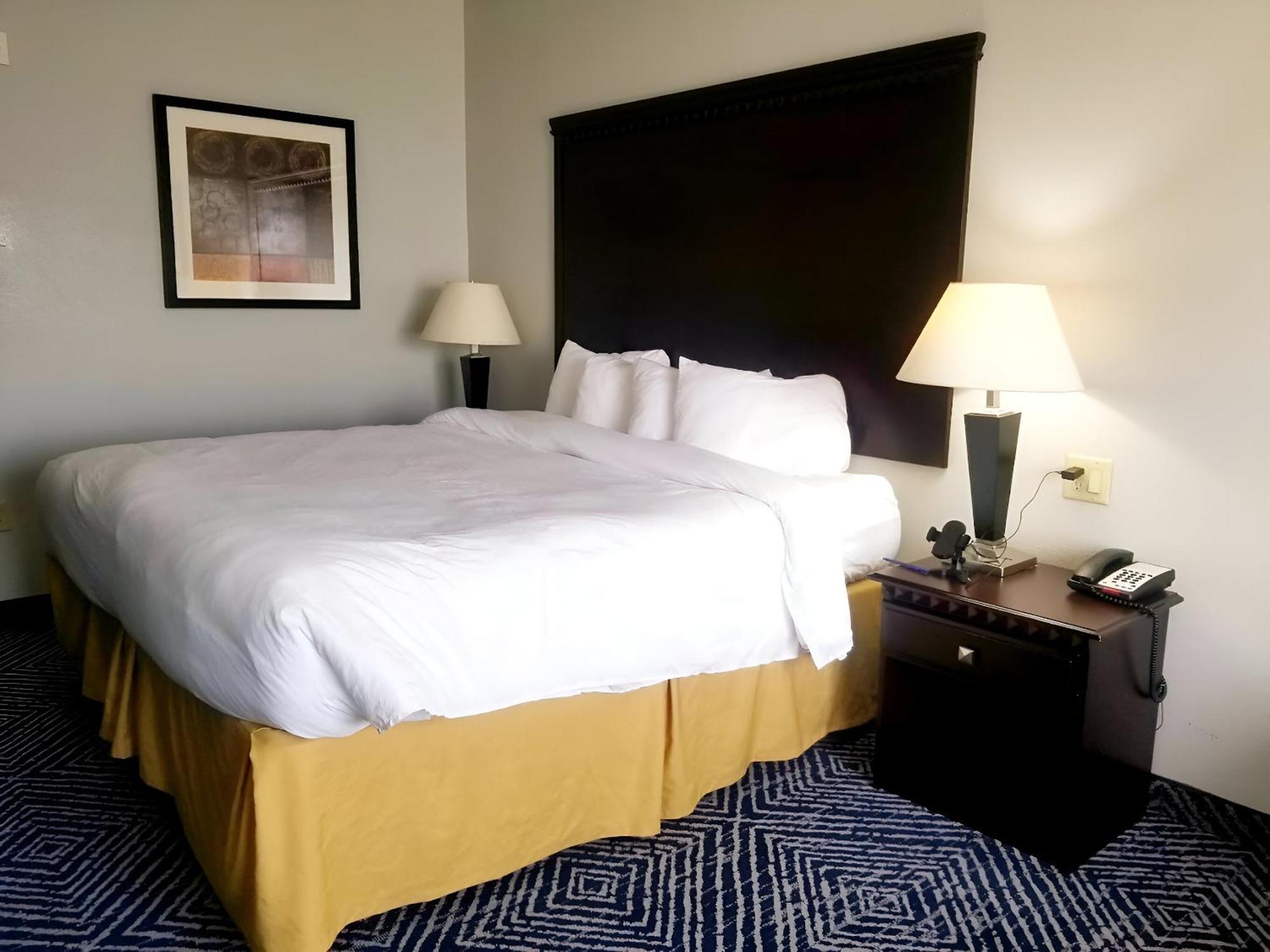 Comfort Inn & Suites Dallas Medical-Market Center Eksteriør bilde