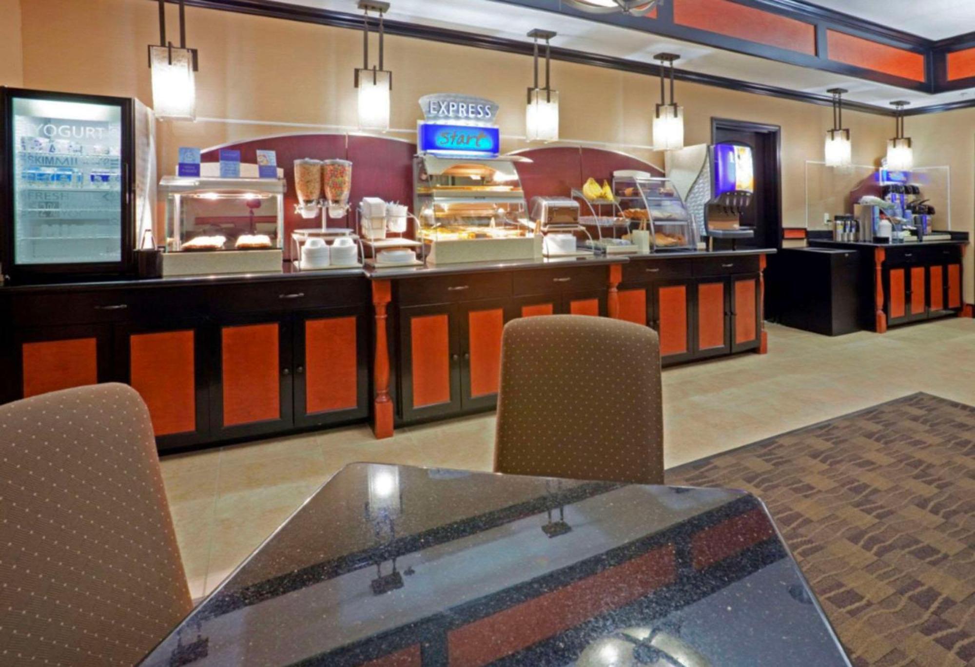 Comfort Inn & Suites Dallas Medical-Market Center Eksteriør bilde